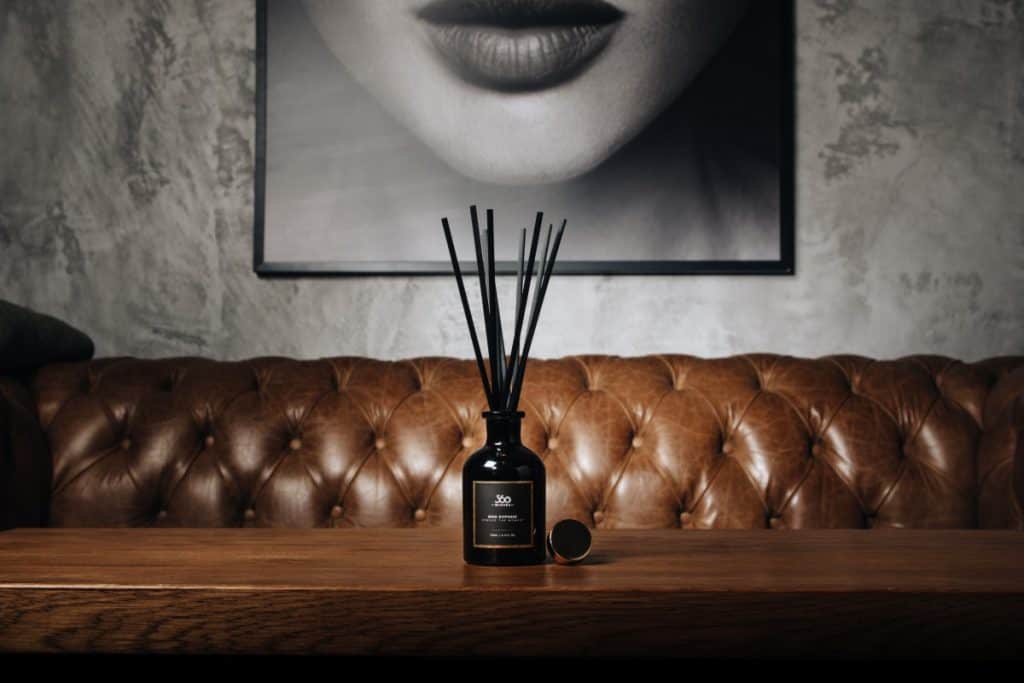 15 Things You Can Do With Old Perfume And What Not To Do 